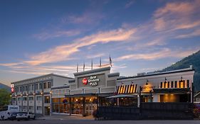 Best Western Plus Baker Street Inn